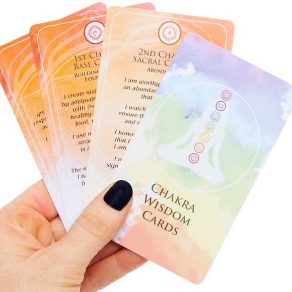 The Power of Chakras Book‎ & Wisdom Card Set - Picture 3 of 3